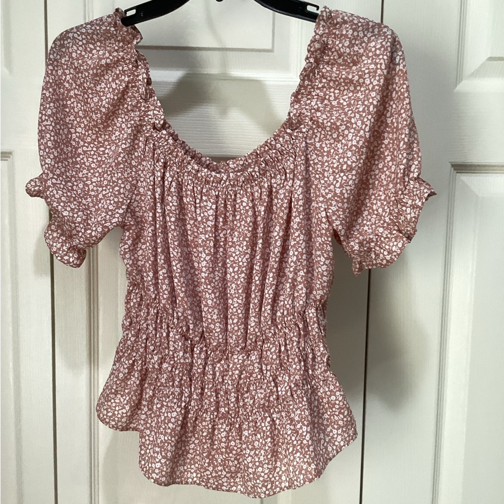 Women’s short‎ sleeve floral top